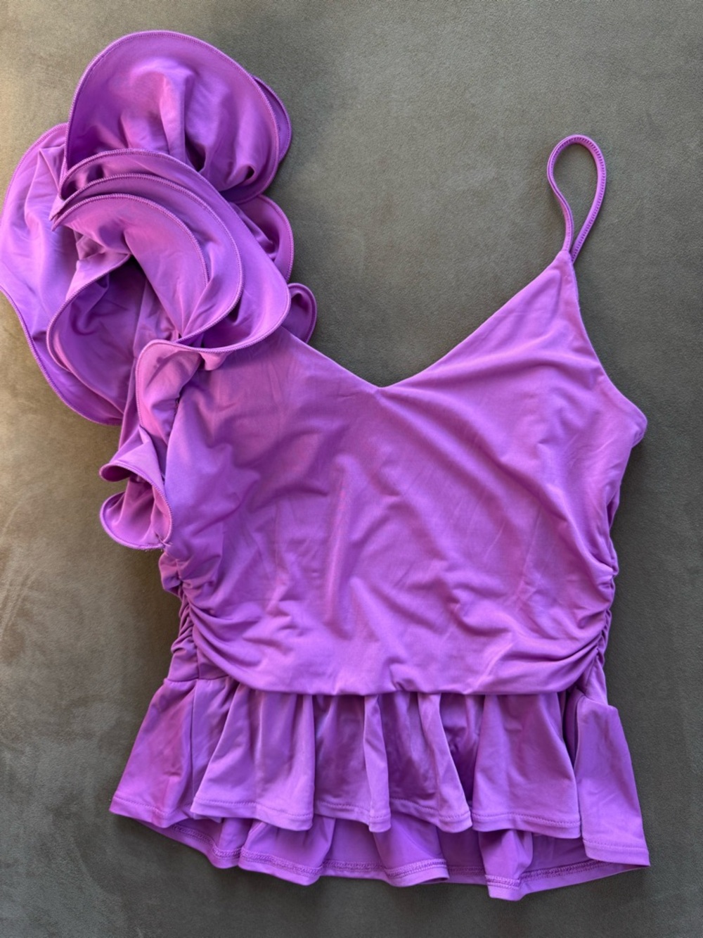 NWT Express Fuchsia One-Shoulder Ruffle Top - Picture 5 of 5